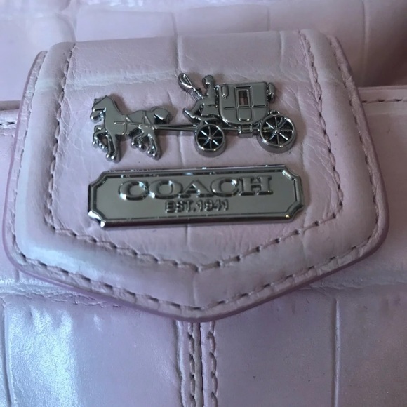 Coach Shoulder bag & matching wallet. - Picture 3 of 8